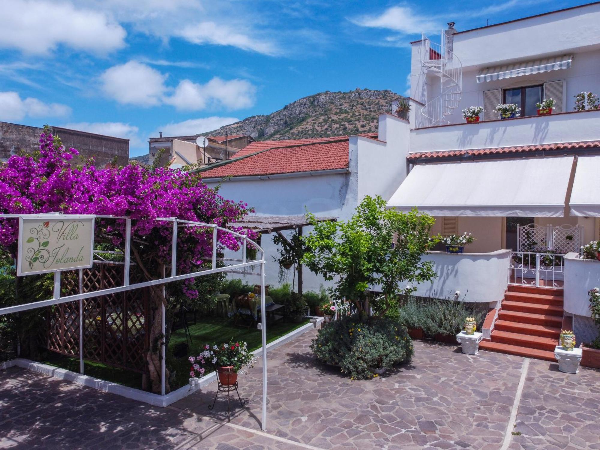 Casa de hóspedes Iolanda 2*